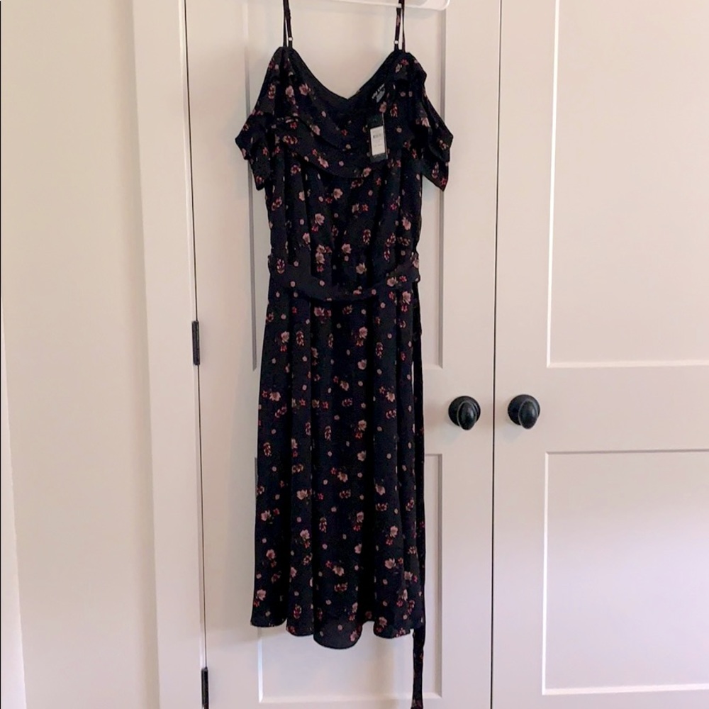 NWT City Chic floral off shoulder ruffle dress